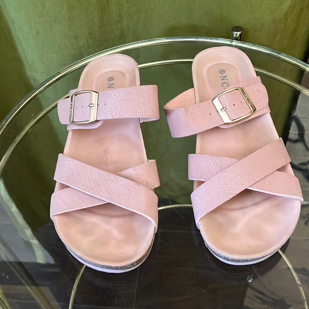 Birkenstock Style Pink Sandals Size 7